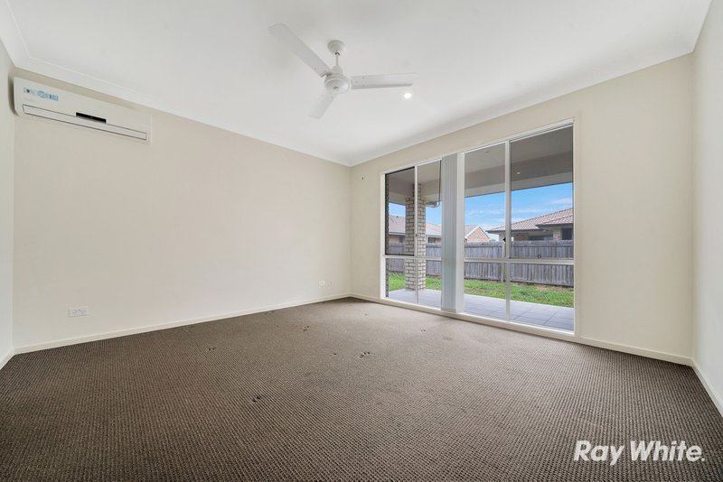 Photo - 45 Oxford Street, North Booval QLD 4304 - Image 6