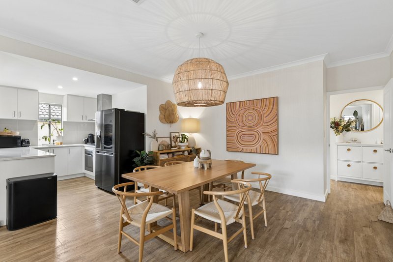 Photo - 45 Paramor Lane, Doubleview WA 6018 - Image 6