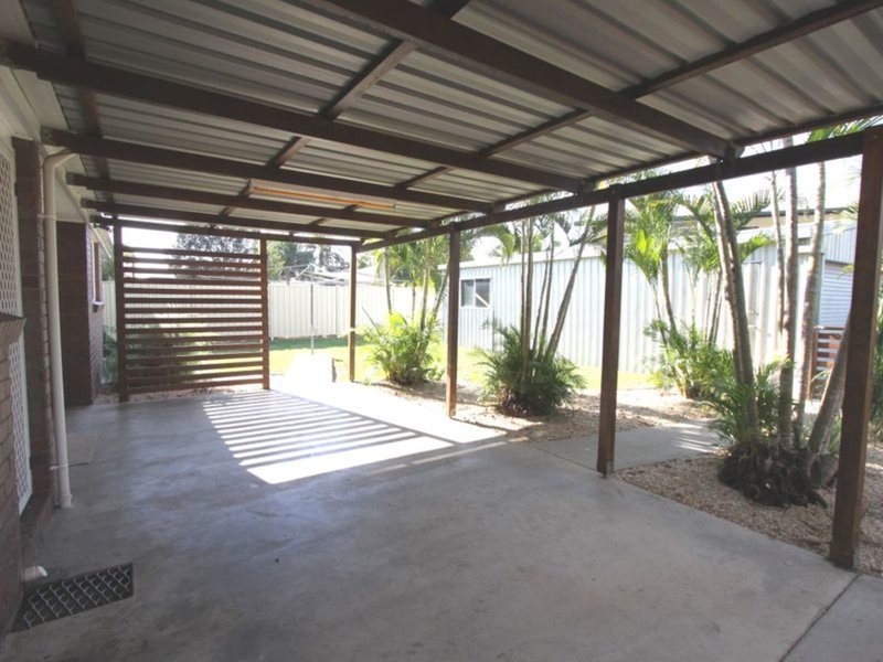 Photo - 45 Park Avenue, Emerald QLD 4720 - Image 13