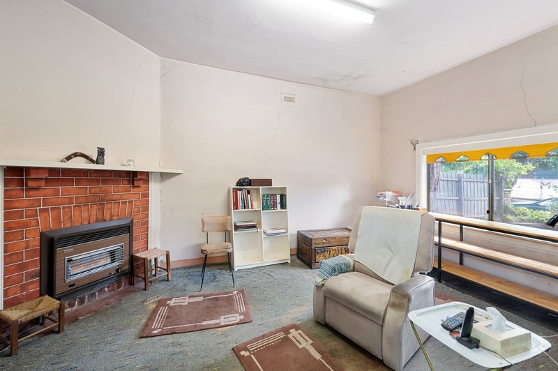 Photo - 45 Pendle Street, Box Hill VIC 3128 - Image 3