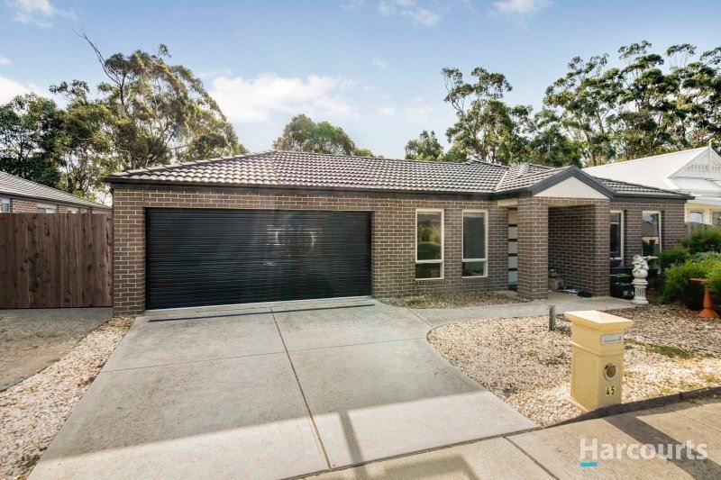 45 Pepper Crescent, Drouin VIC 3818