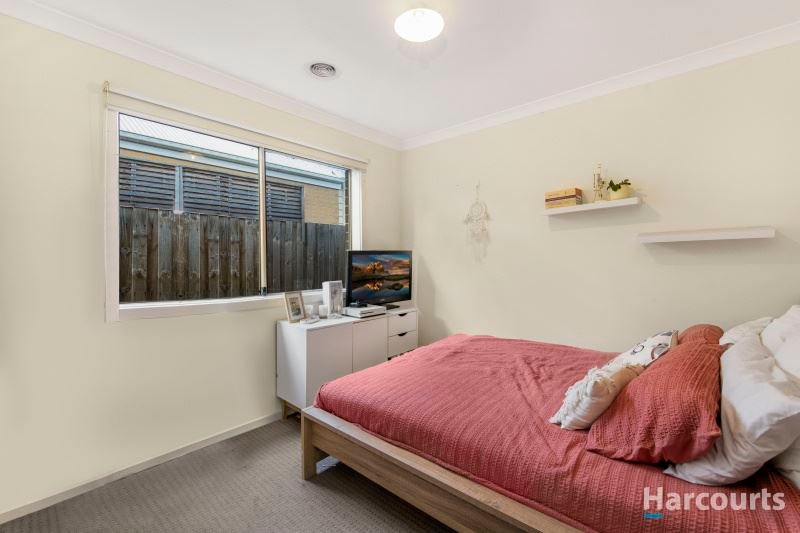 Photo - 45 Pepper Crescent, Drouin VIC 3818 - Image 8