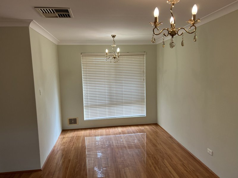 Photo - 45 Prendwick Way, Willetton WA 6155 - Image 2