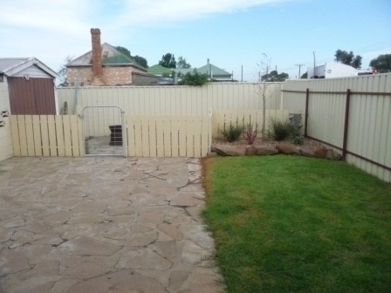 Photo - 45 Pretoria Street, Tailem Bend SA 5260 - Image 8