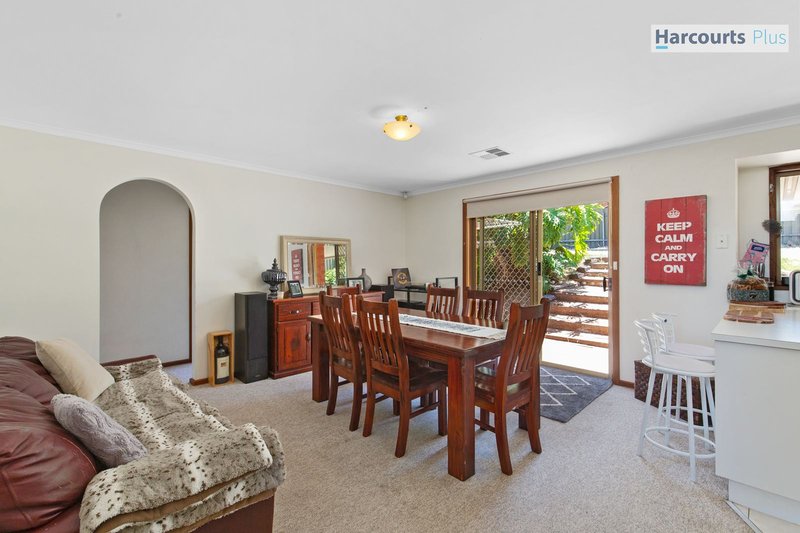 Photo - 45 Quailo Avenue, Hallett Cove SA 5158 - Image 6