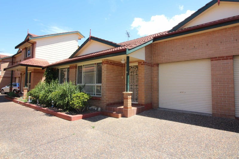 4/5 Railway Street, Old Guildford NSW 2161