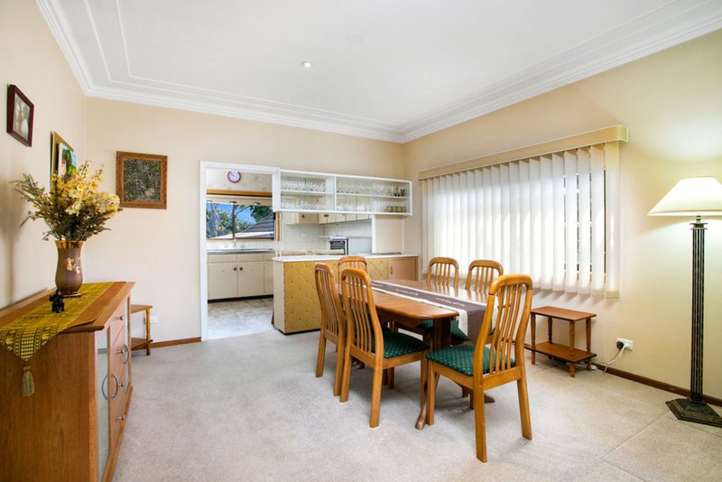 Photo - 45 Raleigh Avenue, Caringbah NSW 2229 - Image 5