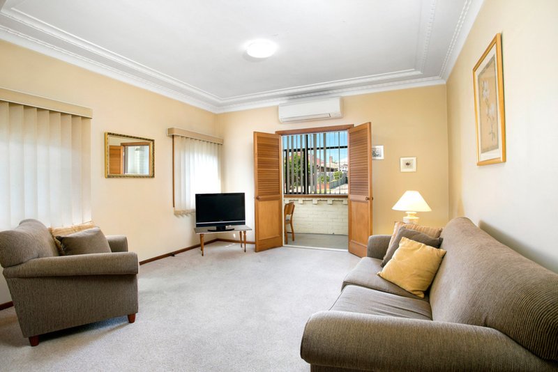 Photo - 45 Raleigh Avenue, Caringbah NSW 2229 - Image 6