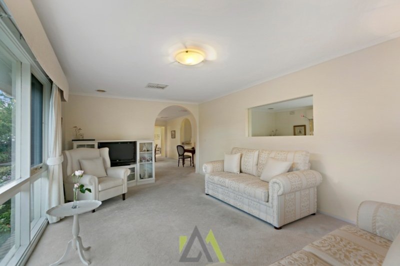 Photo - 45 Raphael Crescent, Frankston VIC 3199 - Image 3