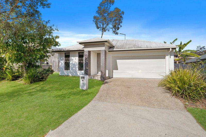 45 Ravensbourne Circuit, Waterford QLD 4133