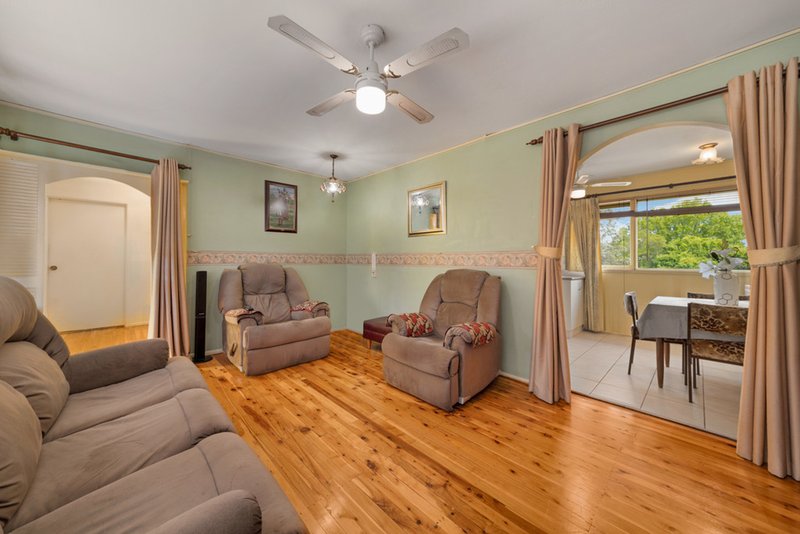 Photo - 45 Raymond Avenue, Campbelltown NSW 2560 - Image 4