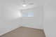 Photo - 4/5 Redarc Street, Fairfield QLD 4103 - Image 8