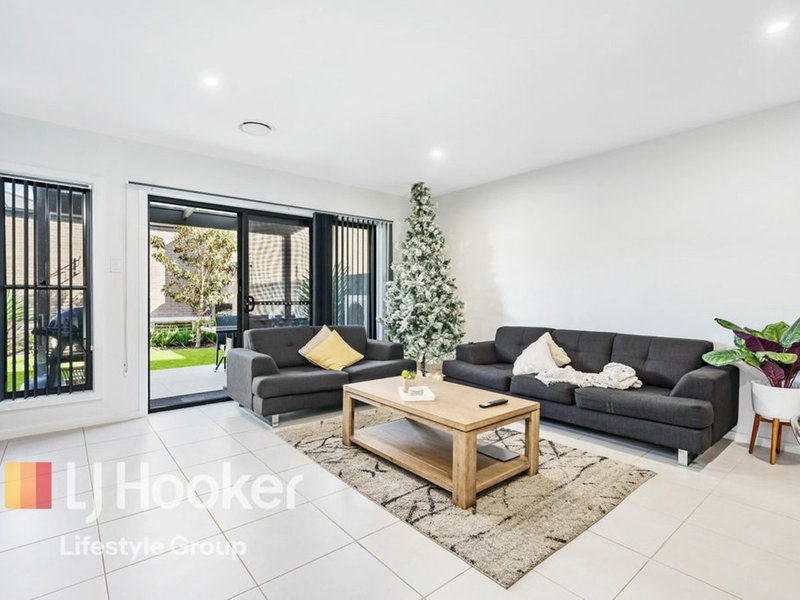 Photo - 45 Revell Street, Oran Park NSW 2570 - Image 4