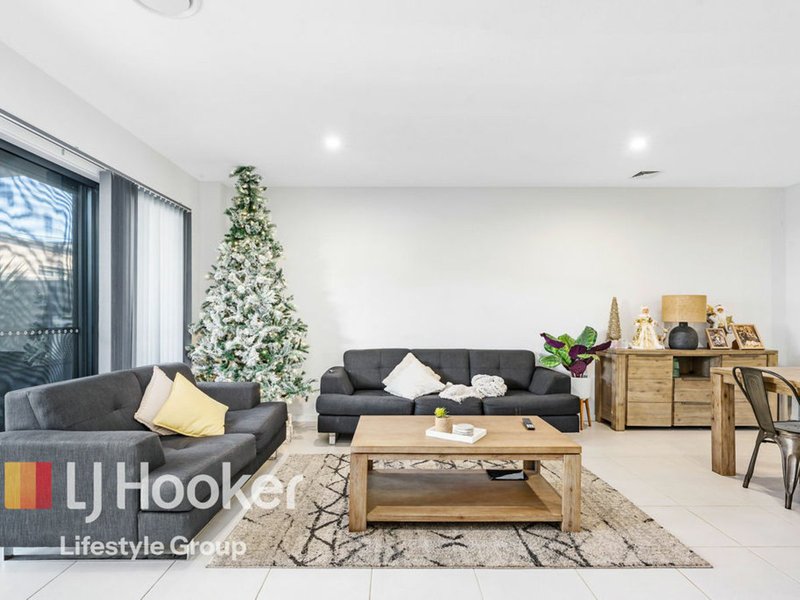 Photo - 45 Revell Street, Oran Park NSW 2570 - Image 5