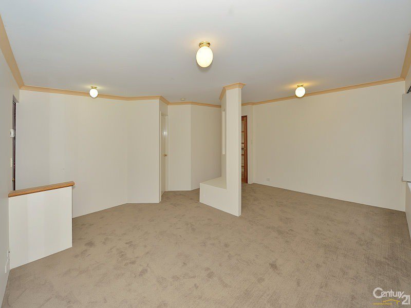 Photo - 45 Reynolds Avenue, Greenfields WA 6210 - Image 2