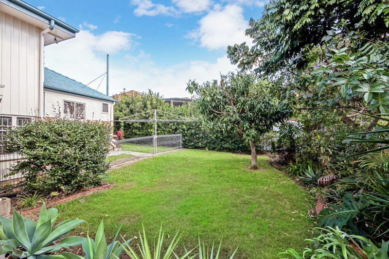 Photo - 45 Rilatt Street, Wavell Heights QLD 4012 - Image 11