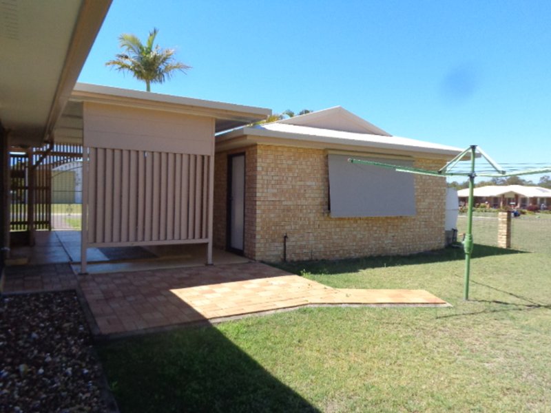 Photo - 45 Riverview Dr , Burrum Heads QLD 4659 - Image 16