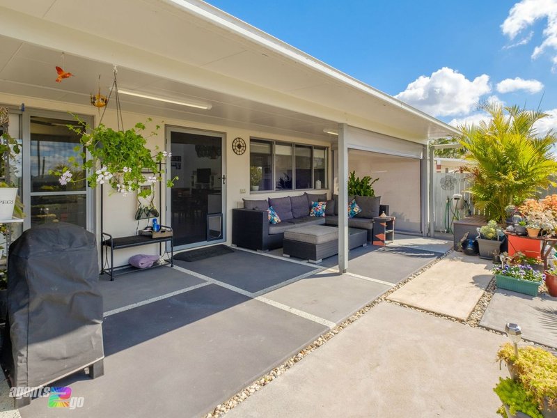 Photo - 4/5 Rose Road, Southside QLD 4570 - Image 11