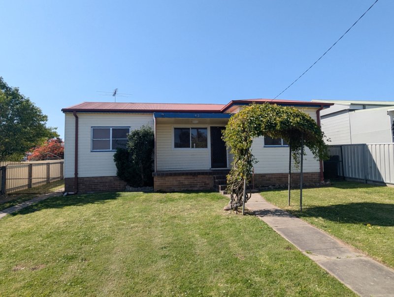 45 Russell Street, Telarah NSW 2320