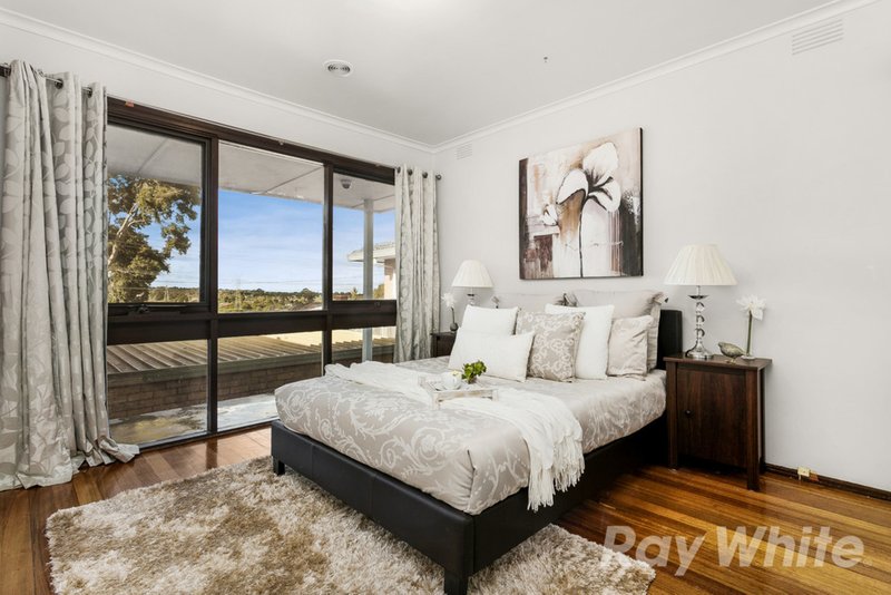 Photo - 45 Saladin Avenue, Glen Waverley VIC 3150 - Image 6