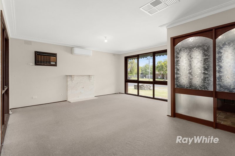 Photo - 45 Scarlet Street, Mordialloc VIC 3195 - Image 3