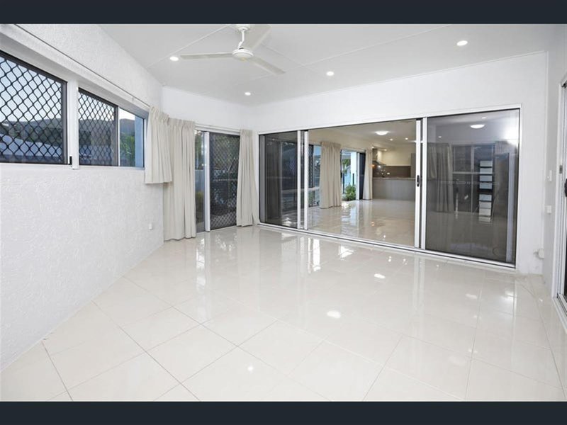 Photo - 45 Selwyn Circuit, Trinity Park QLD 4879 - Image 3