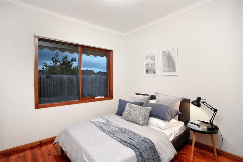 Photo - 45 Severn Crescent, Rowville VIC 3178 - Image 12