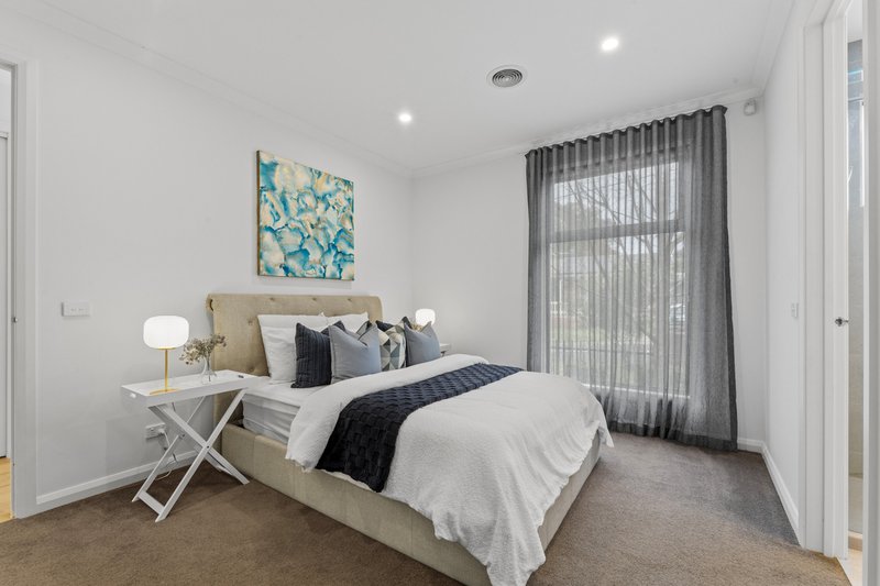 Photo - 45 Sixth Avenue, Burwood VIC 3125 - Image 9