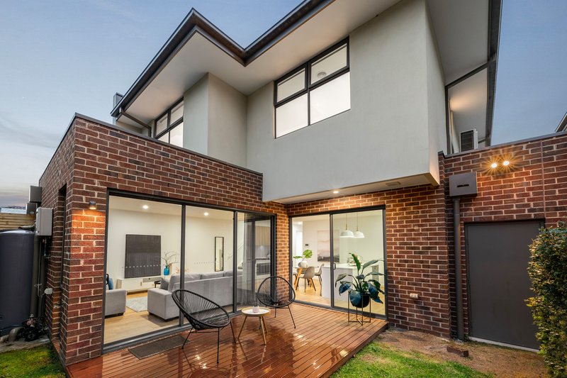 Photo - 45 Sixth Avenue, Burwood VIC 3125 - Image 12