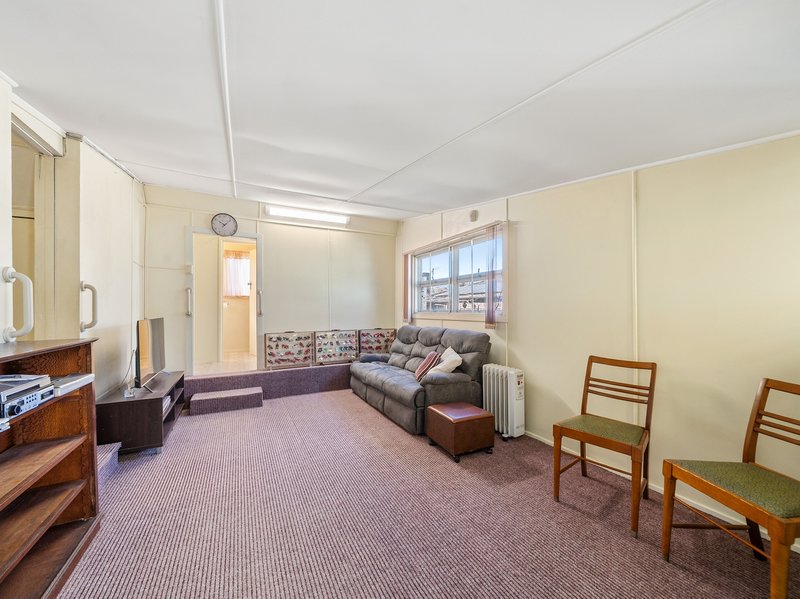 Photo - 45 Sorrento Street, Margate QLD 4019 - Image 10