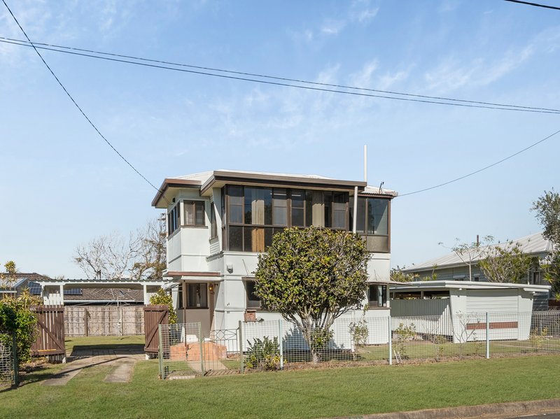 Photo - 45 Sorrento Street, Margate QLD 4019 - Image 24