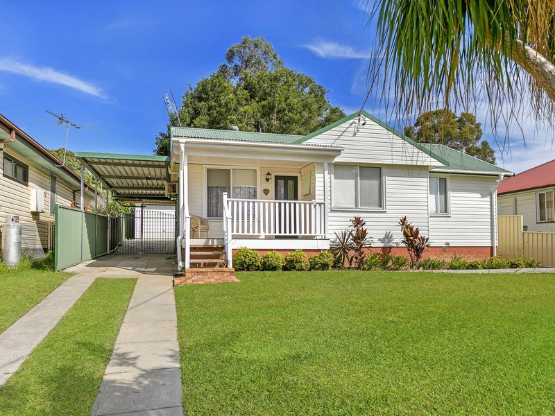 45 Spencer Road, Mannering Park NSW 2259