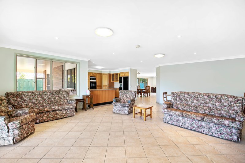 Photo - 45 Summer Drive, Maroochydore QLD 4558 - Image 8