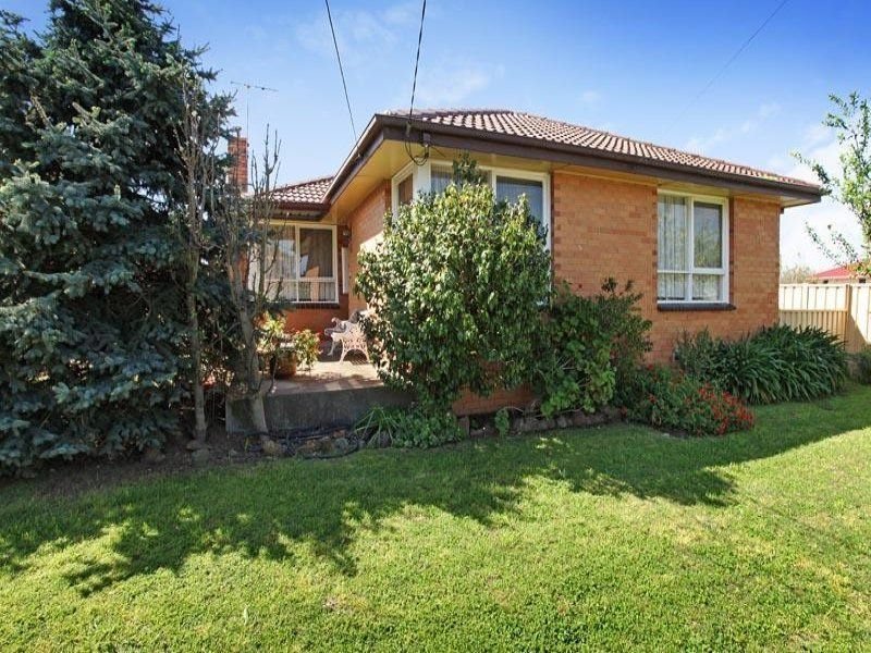 Photo - 45 Sunhill Court, Ardeer VIC 3022 - Image 2