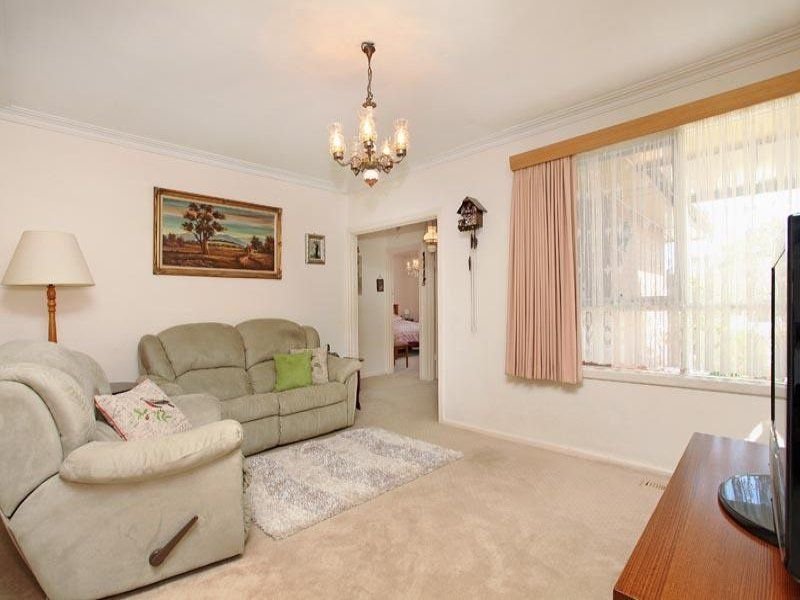 Photo - 45 Sunhill Court, Ardeer VIC 3022 - Image 4