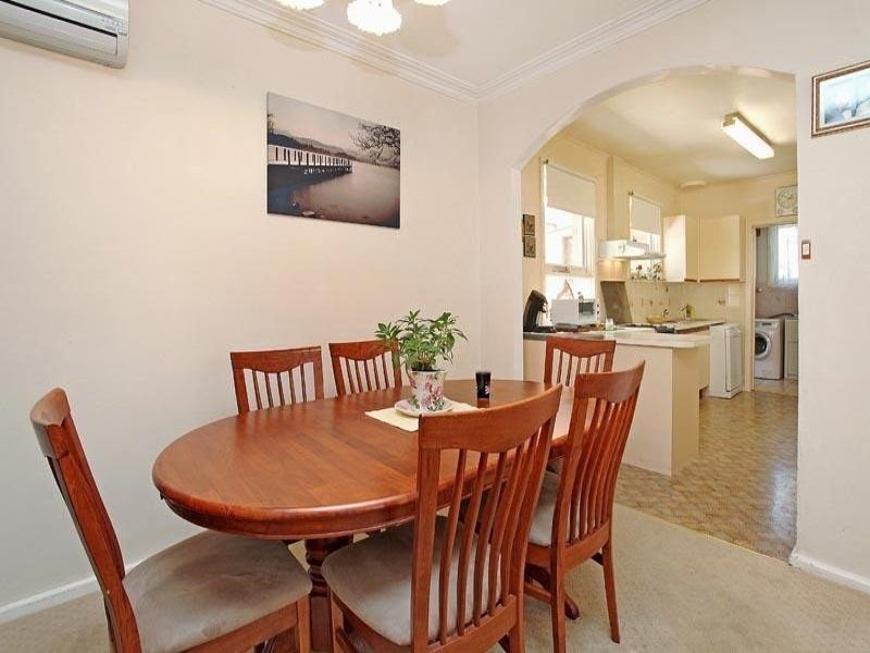 Photo - 45 Sunhill Court, Ardeer VIC 3022 - Image 5