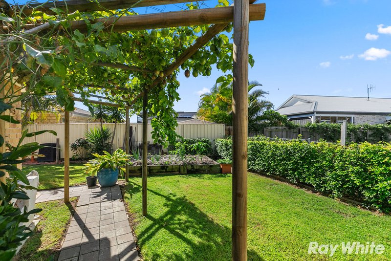 Photo - 45 Sunrise Crescent, Burrum Heads QLD 4659 - Image 23