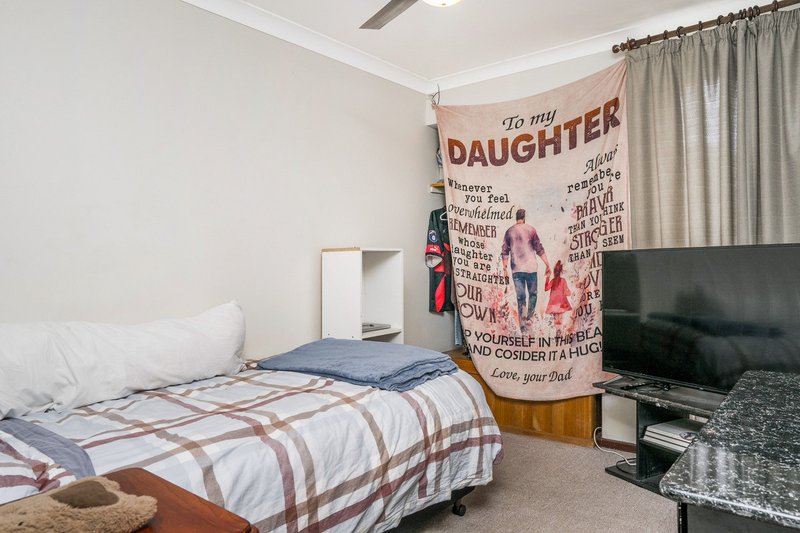Photo - 45 Tallerack Way, Forrestfield WA 6058 - Image 9