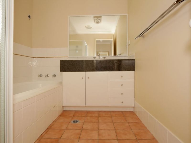 Photo - 45 Tamar Drive, Tatton NSW 2650 - Image 12