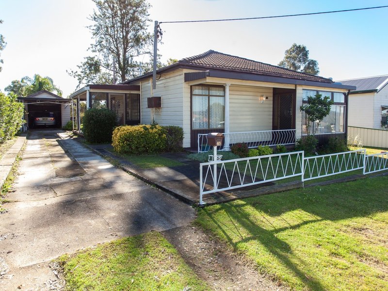 45 Tamworth Street, Abermain NSW 2326