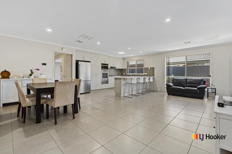 Photo - 45 Tanami Street, Harrison ACT 2914 - Image 2