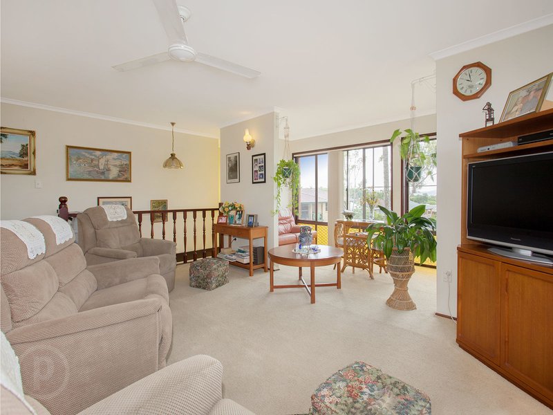 Photo - 45 Thornburgh Street, Oxley QLD 4075 - Image 3