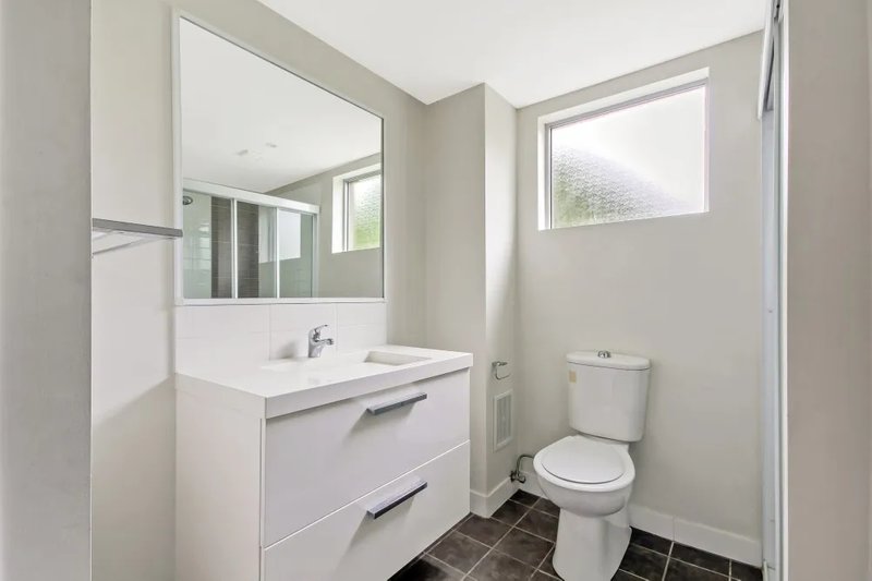 Photo - 4/5 Thornlake Court, Tingalpa QLD 4173 - Image 4