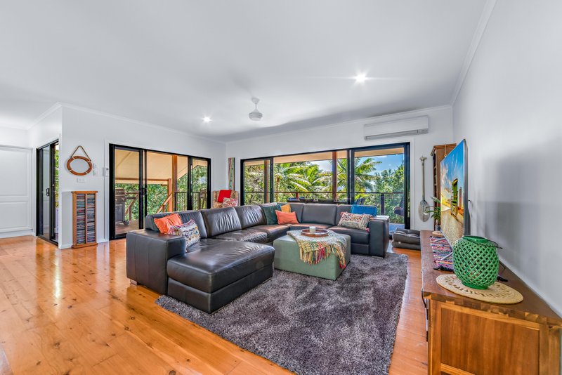 Photo - 45 Tropic Road, Cannonvale QLD 4802 - Image 3