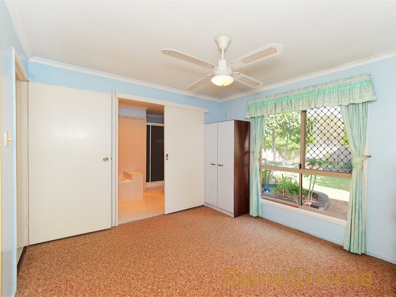 Photo - 45 Velorum Drive, Kingston QLD 4114 - Image 6