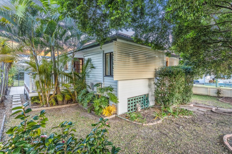 Photo - 45 Victor Street, Stafford QLD 4053 - Image 2