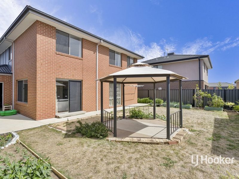 Photo - 45 Victorking Drive, Point Cook VIC 3030 - Image 10