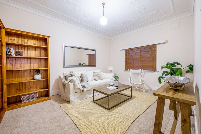 Photo - 45 Waitara Parade, Hurstville Grove NSW 2220 - Image 6