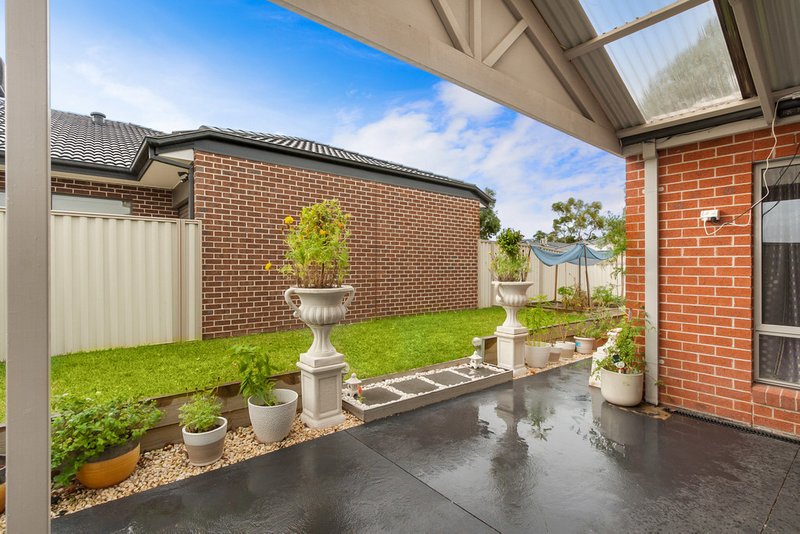 Photo - 45 Warbler Street, Pakenham VIC 3810 - Image 12