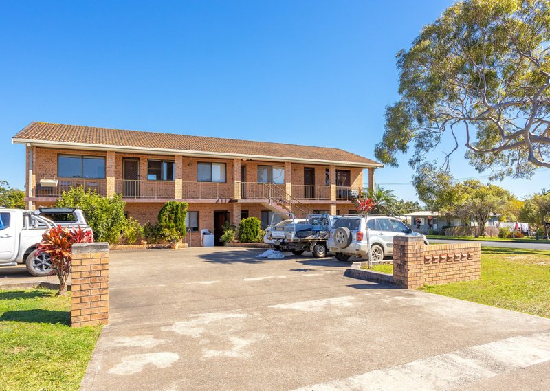 Photo - 4/5 Waterman Street, Old Bar NSW 2430 - Image 11